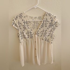 Mod Ref Chiffon Embroidered Top